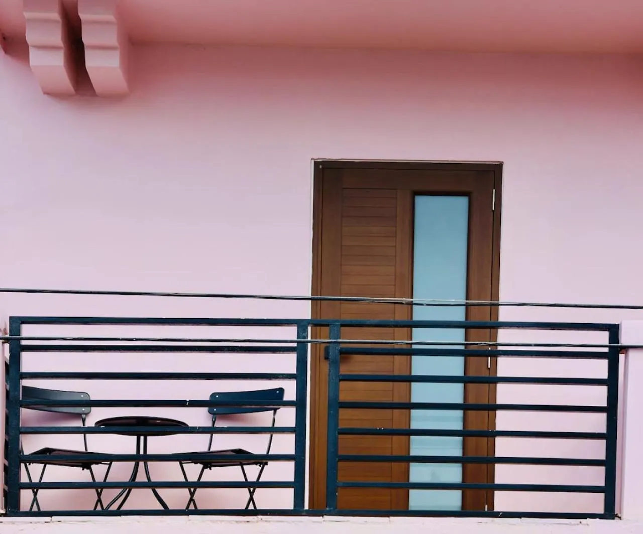 Hotel Room 12 Sunlit Balcony Stay Near Calle Cerra San Juan
