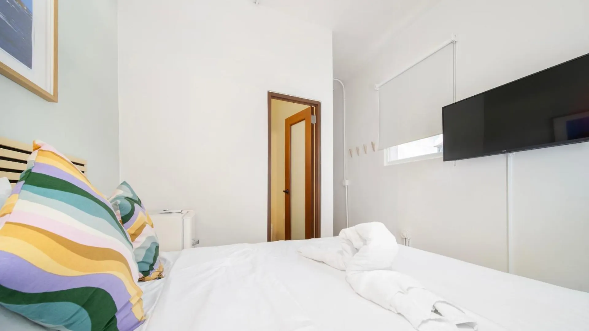 מלון סן חואן Room 12 Sunlit Balcony Stay Near Calle Cerra
