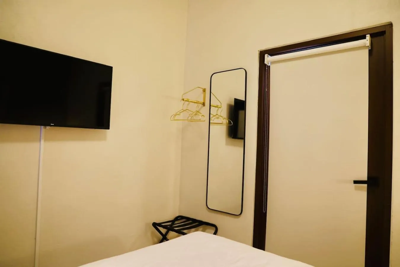 Hotel Room 12 Sunlit Balcony Stay Near Calle Cerra San Juan