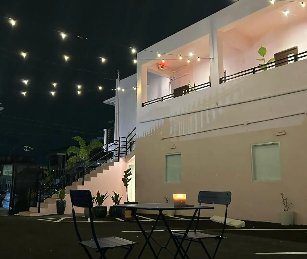 Room 12 Sunlit Balcony Stay Near Calle Cerra San Juan Hotel