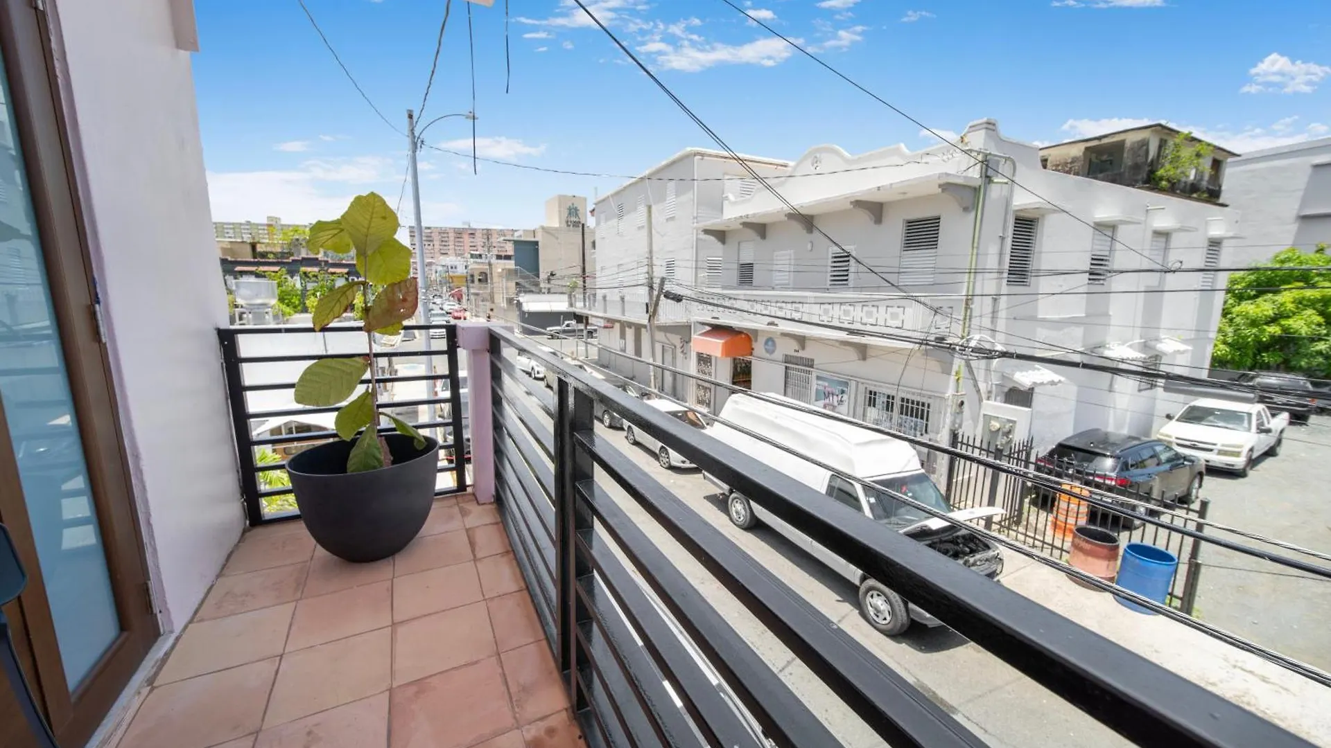 Room 12 Sunlit Balcony Stay Near Calle Cerra San Juan 0*,  Puerto Rico